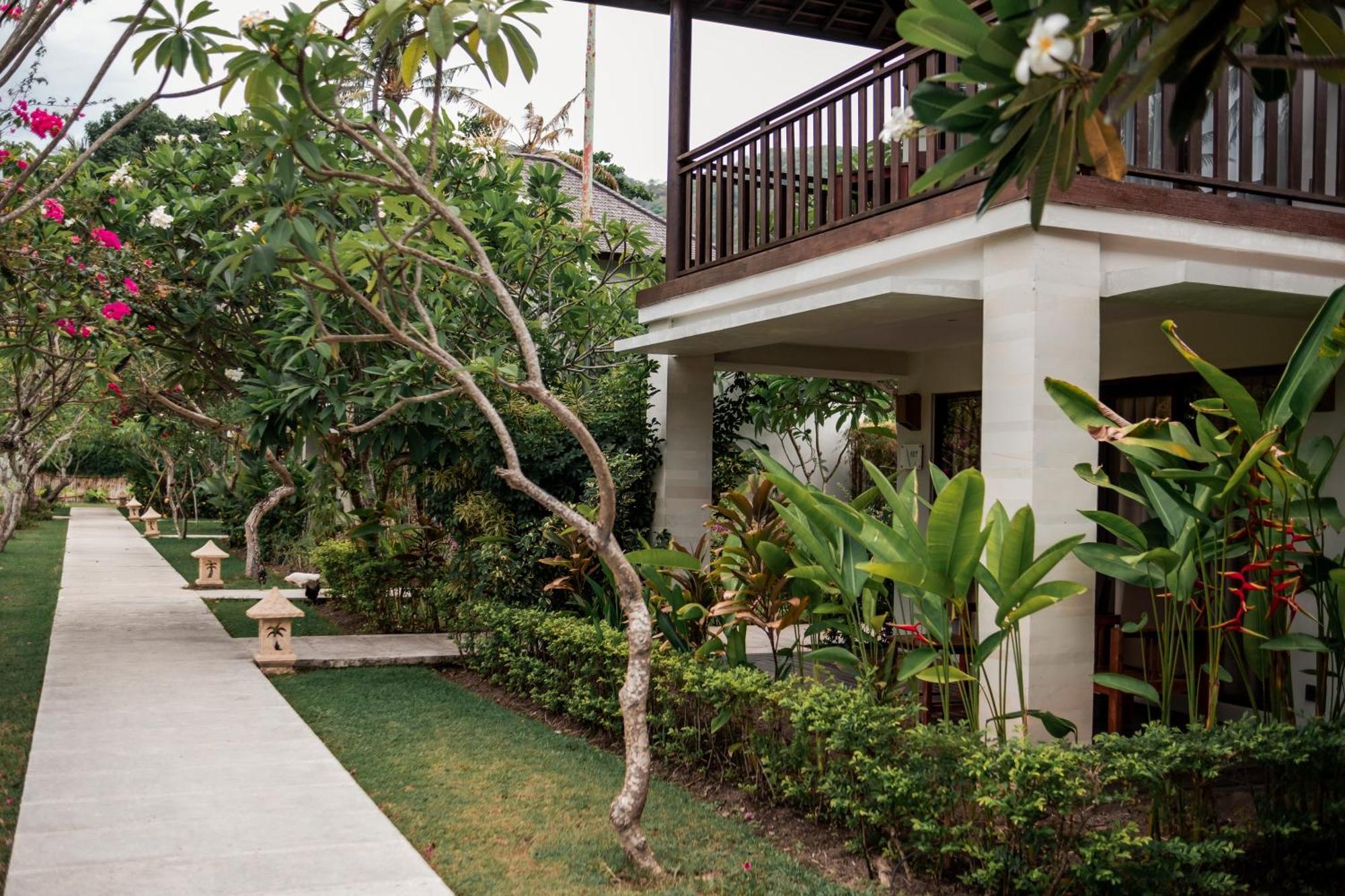 Living Asia Resort And Spa Senggigi Exterior foto
