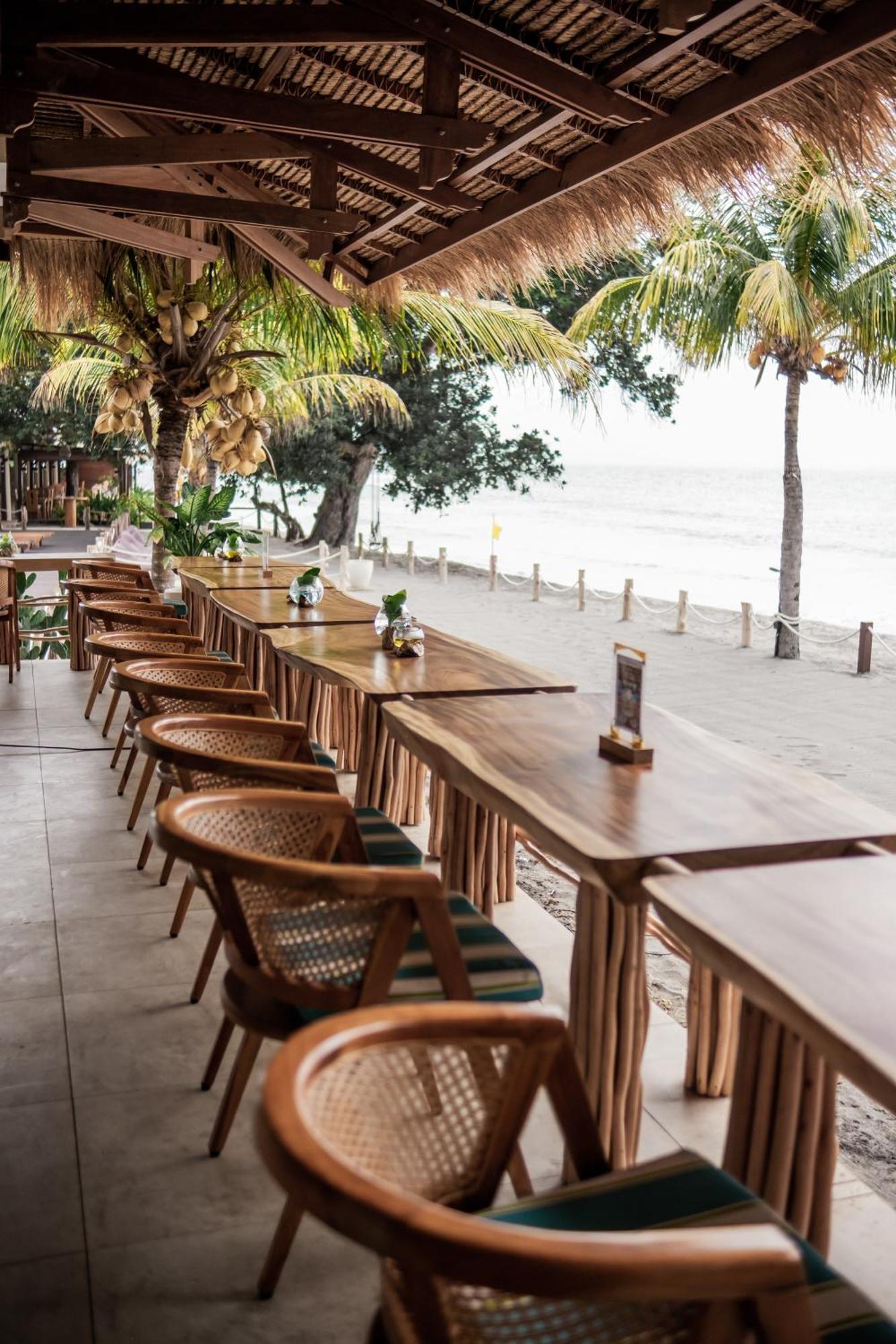 Living Asia Resort And Spa Senggigi Exterior foto